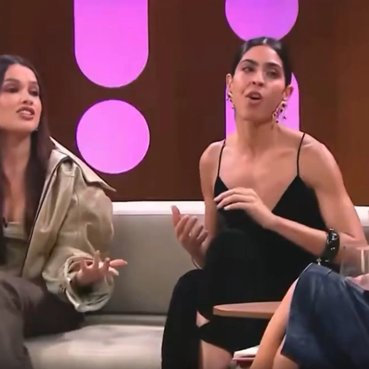 Juliette e Bela Gil discordam de Eliana no Saia Justa e web reage: "Climão"