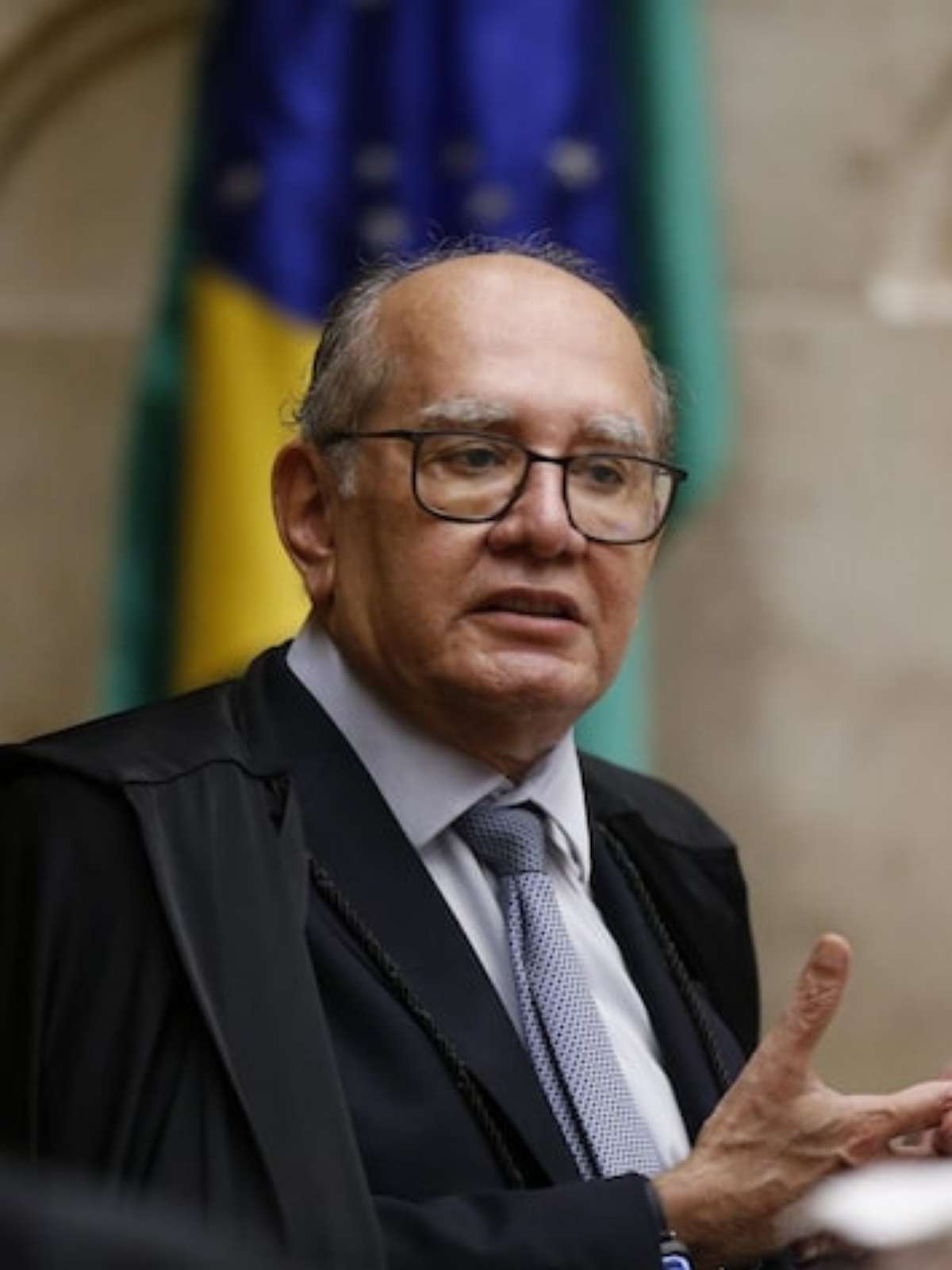 Gilmar Mendes pede adiamento de sessão sobre Moraes e inclusão de relatório sobre Mendonça na pauta