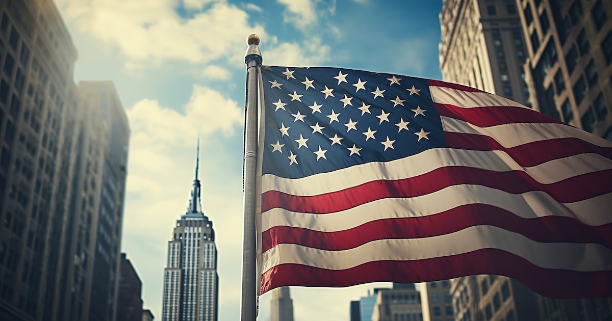 Green Card por trabalho: setembro traz cenário favorável para brasileiros nas categorias EB-1 e EB-2 nos EUA