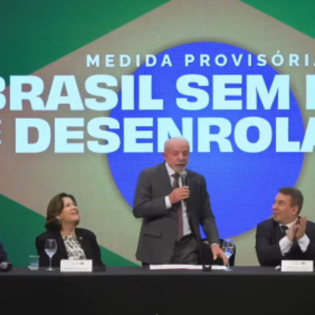 Lula justifica decisão 'dura e drástica' de vetar bets e rebate críticas de clubes de futebol