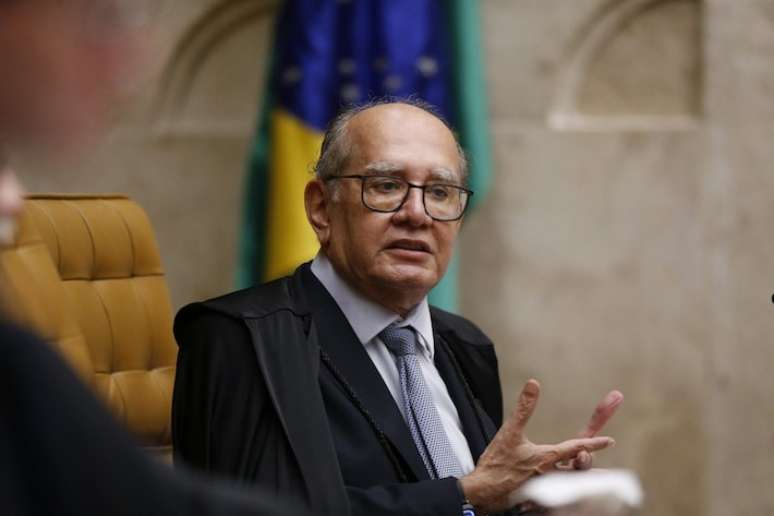 Gilmar Mendes pede adiamento de sessão sobre Moraes e inclusão de relatório sobre Mendonça na pauta