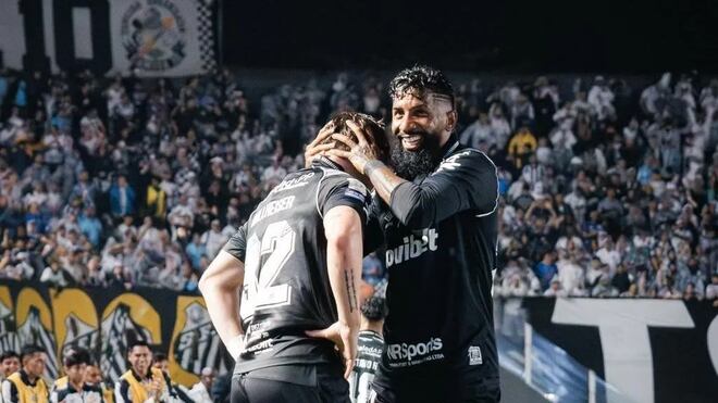 Dinheiro de Neymar fez a metamorfose do Santos. Com a força dos reforços, time poderia ter goleado o Cruzeiro. ‘Fizemos valer a força do grupo’, resumiu Cuca