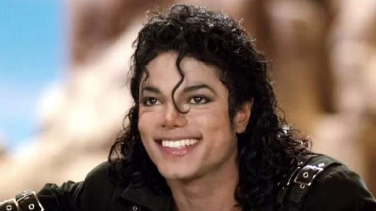 Como um telefonema salvou Michael Jackson de ser uma das vítimas dos atentados de 11 de Setembro