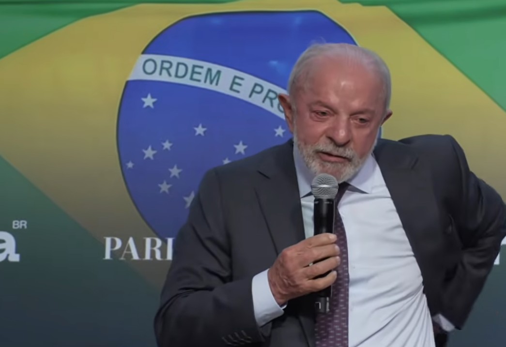 Lula promete estabilidade econômica em evento com empresários e diz que eleição põe em jogo democracia ou 'barbárie'