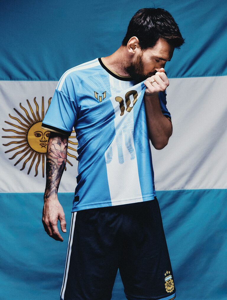 Adidas lança camisa especial da Argentina para a despedida de Messi; veja fotos