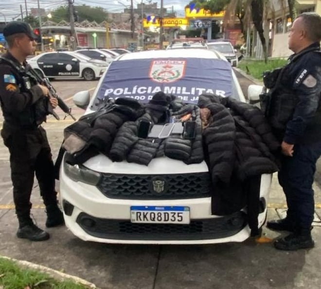 Ladrão é preso após invasão à residência e tentativa de roubo em Vila Valqueire, no Rio