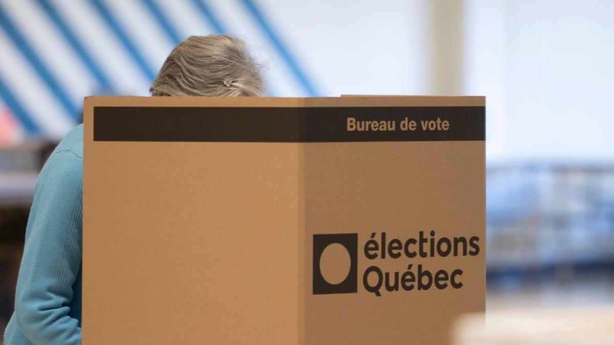 Quebec seeks to appeal court ruling on French-only election mailouts