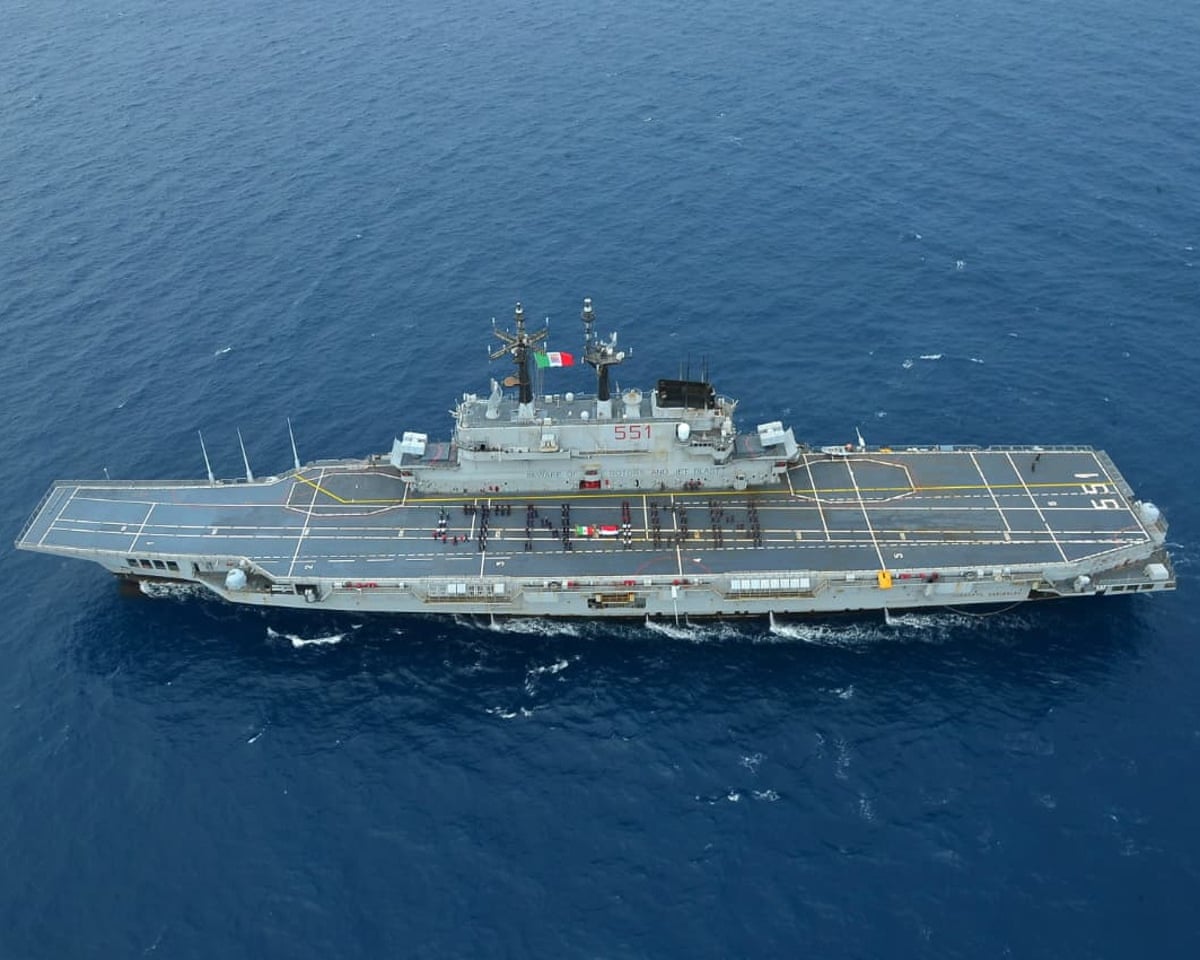 A Indonésia recebe seu primeiro porta-aviões no meio de debates sobre custos e ambições militares