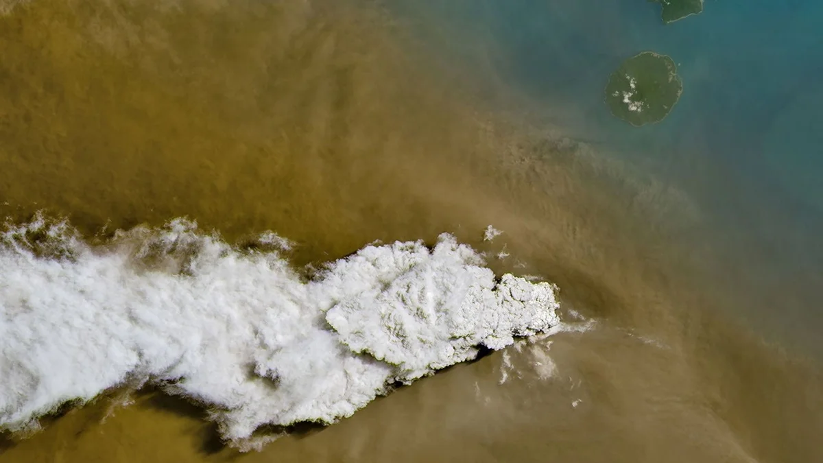 Anak Krakatau: satélites registram erupção de vulcão na Indonésia