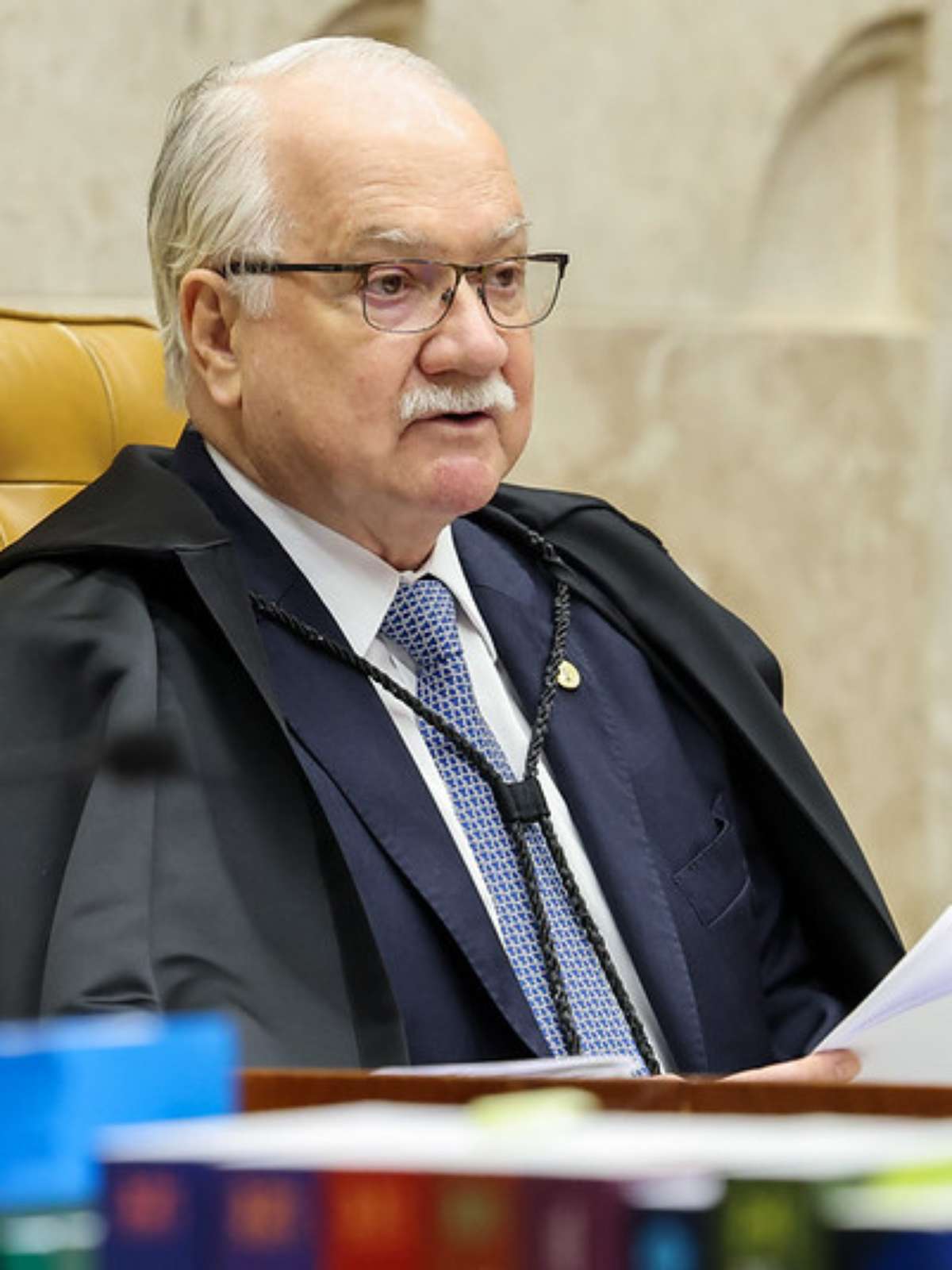 Fachin dá cinco dias para PGR analisar pedidos pendentes nos casos Master e INSS