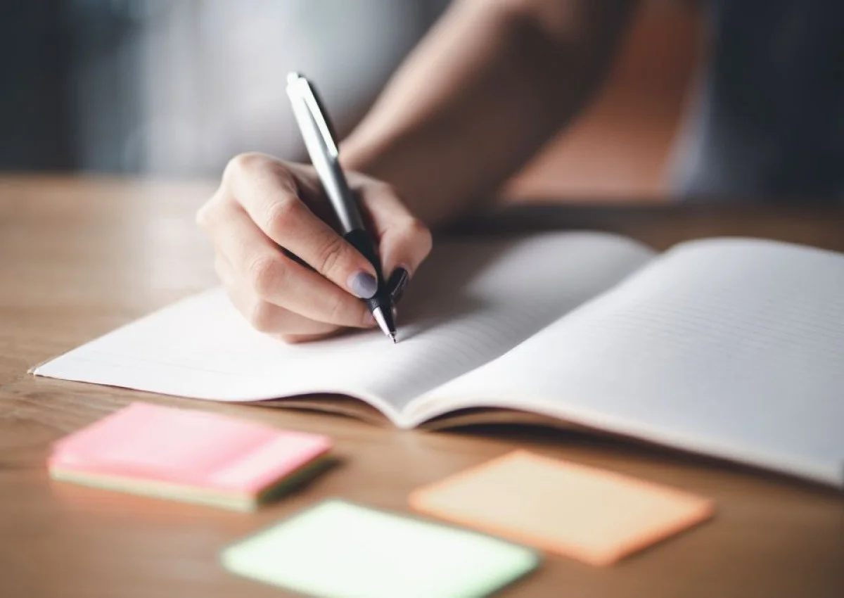 Imagem da matéria: TJDFT ordena que escola devolva R$ 2,3 mil após cliente cancelar contrato