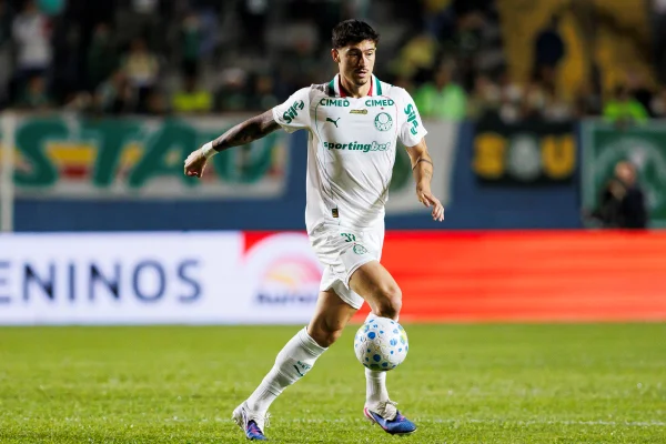 Jogador do Palmeiras, Emiliano Martínez é convocado para a seleção uruguaia