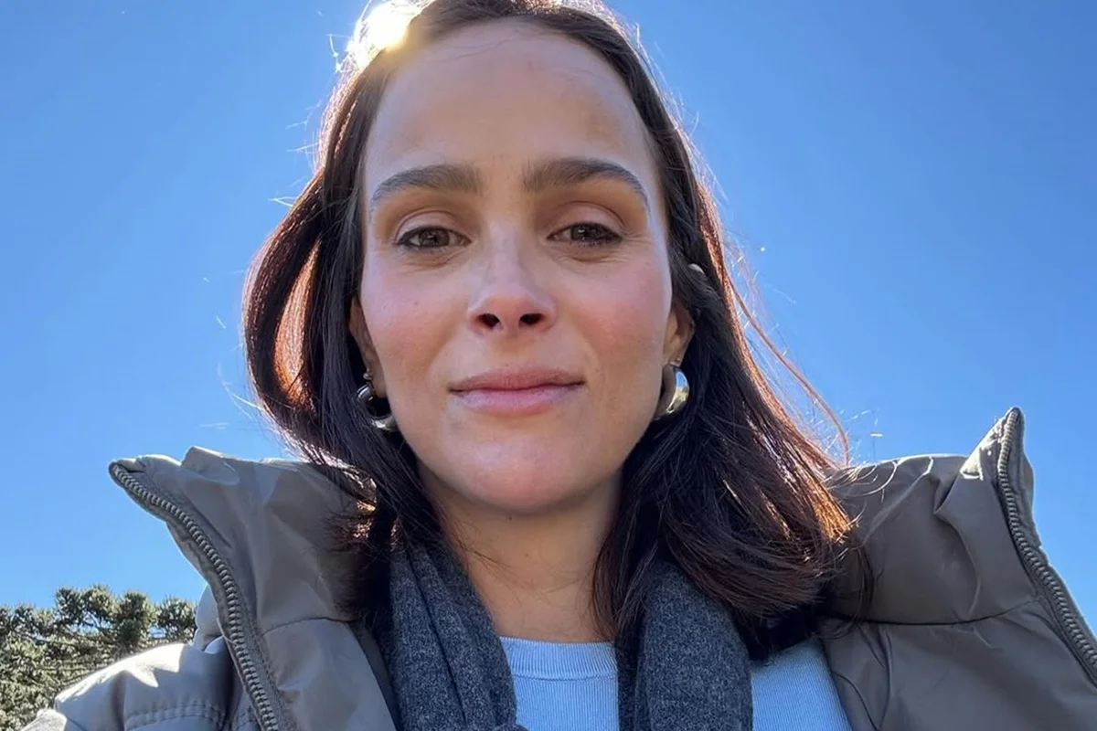 Leticia Cazarré desabafa sobre internações repetidas da filha: "Luta" - Metrópoles